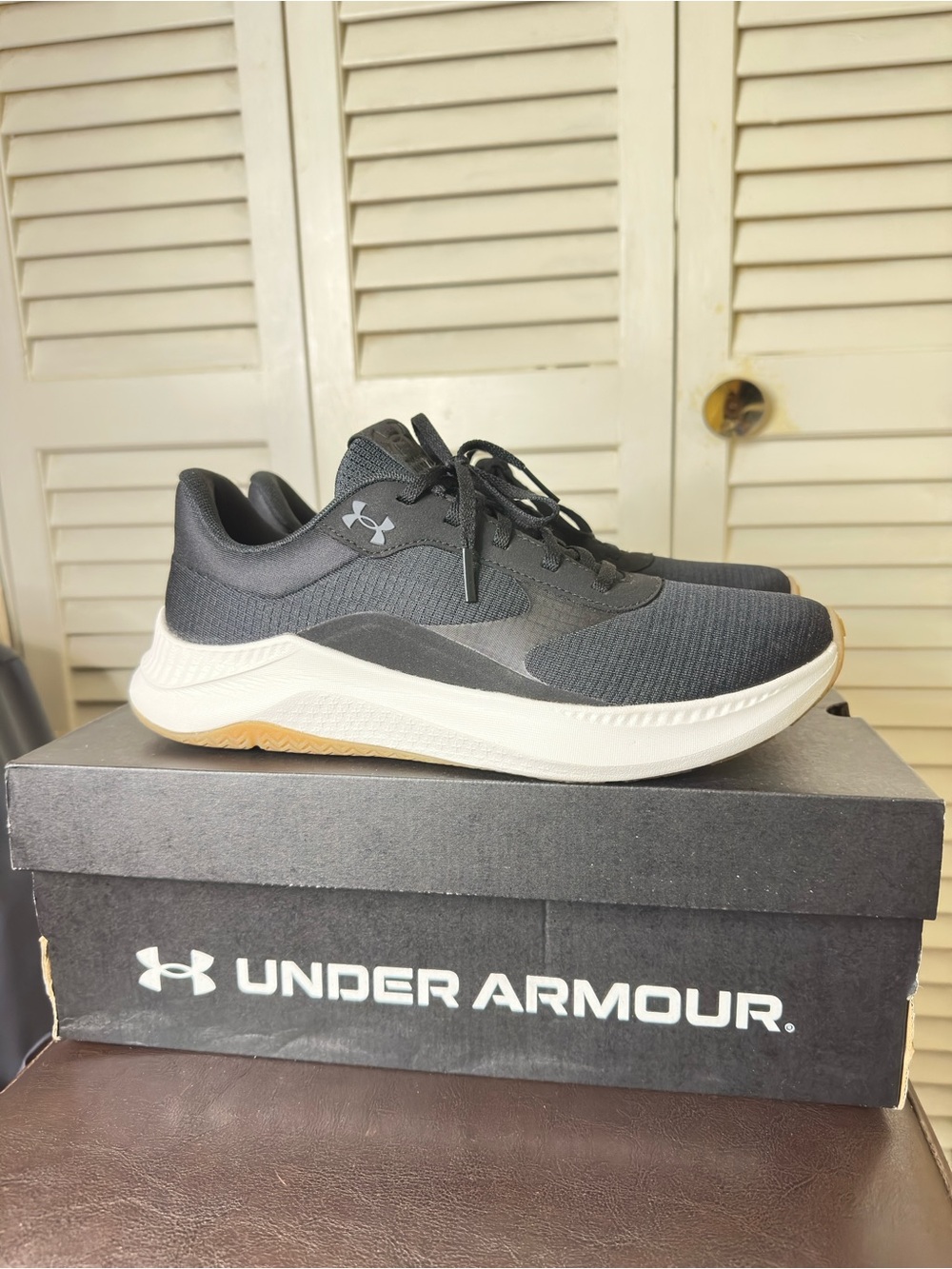 Women’s UA W Aurora 3…